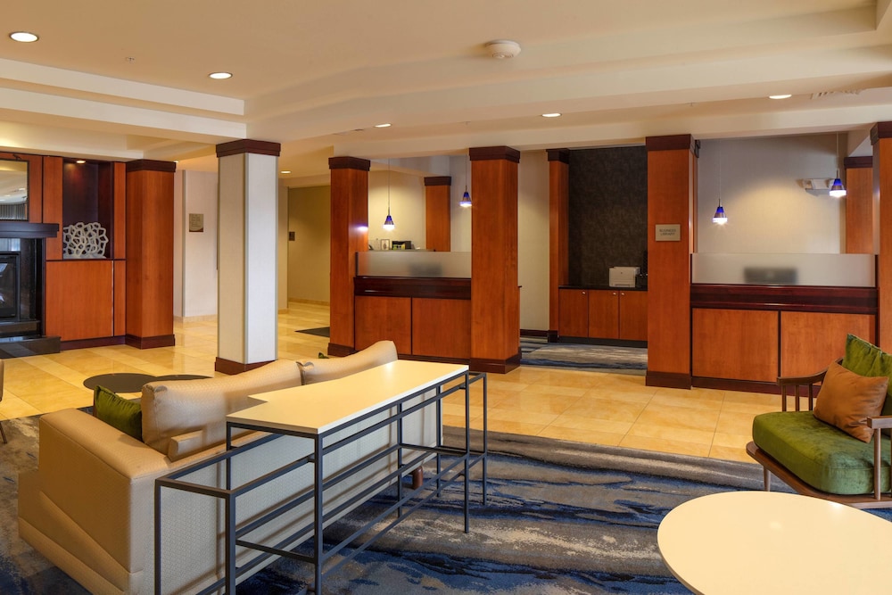 Fairfield Inn Suites By Marriott Venice 12/40