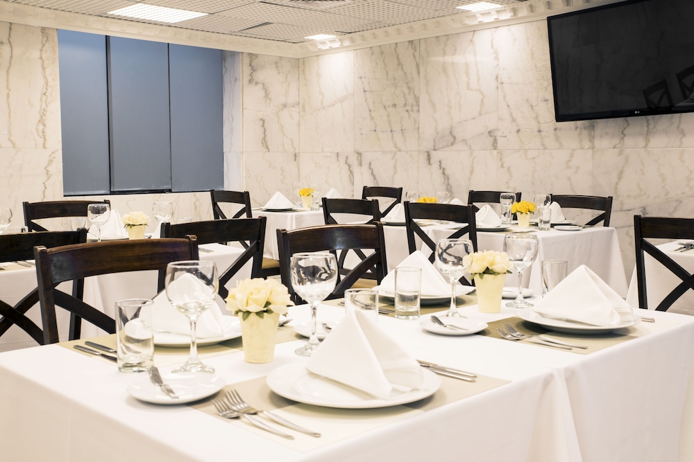 Inkari Suites 58/66