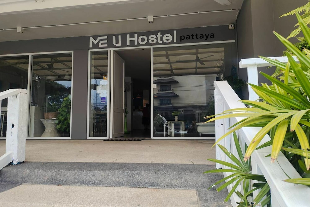 ME U Hostel Pattaya 4/65