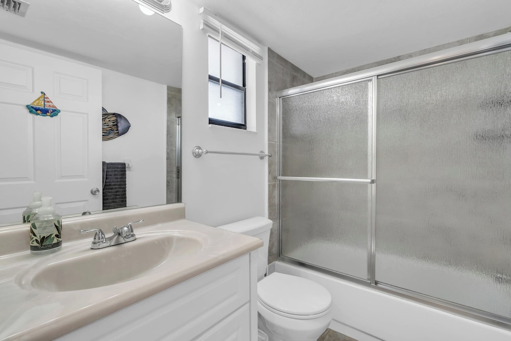 2 Bedrooms, Condo, Lanai, Standard, King and Twin Beds