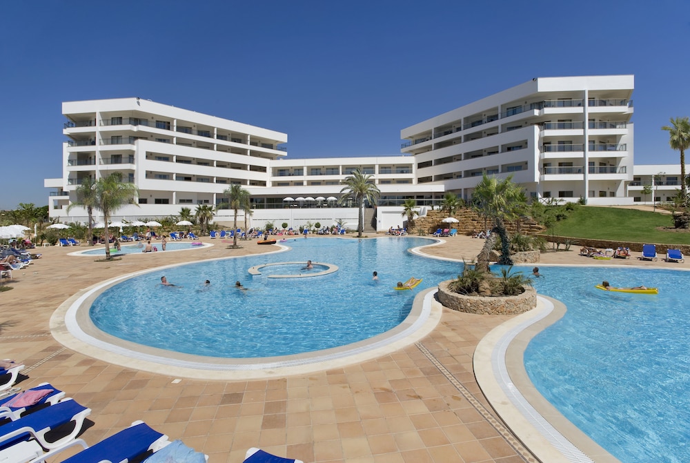 Alfagar Aparthotel 46/50