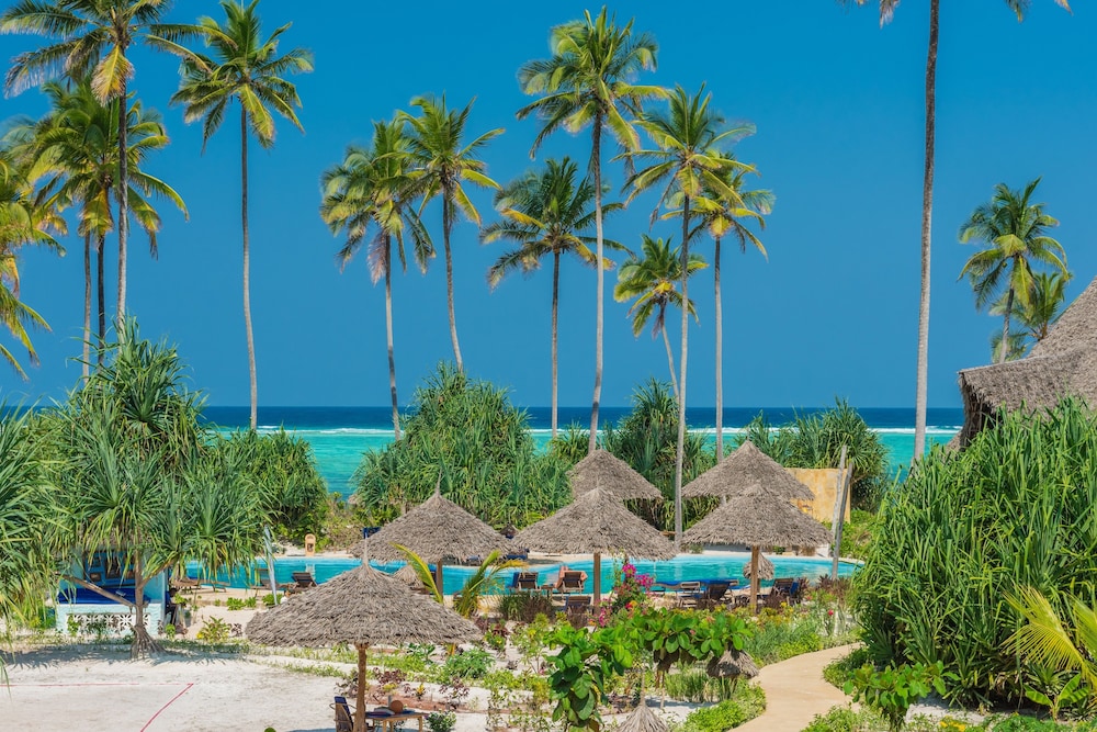 Zanzibar Queen Hotel 69/77