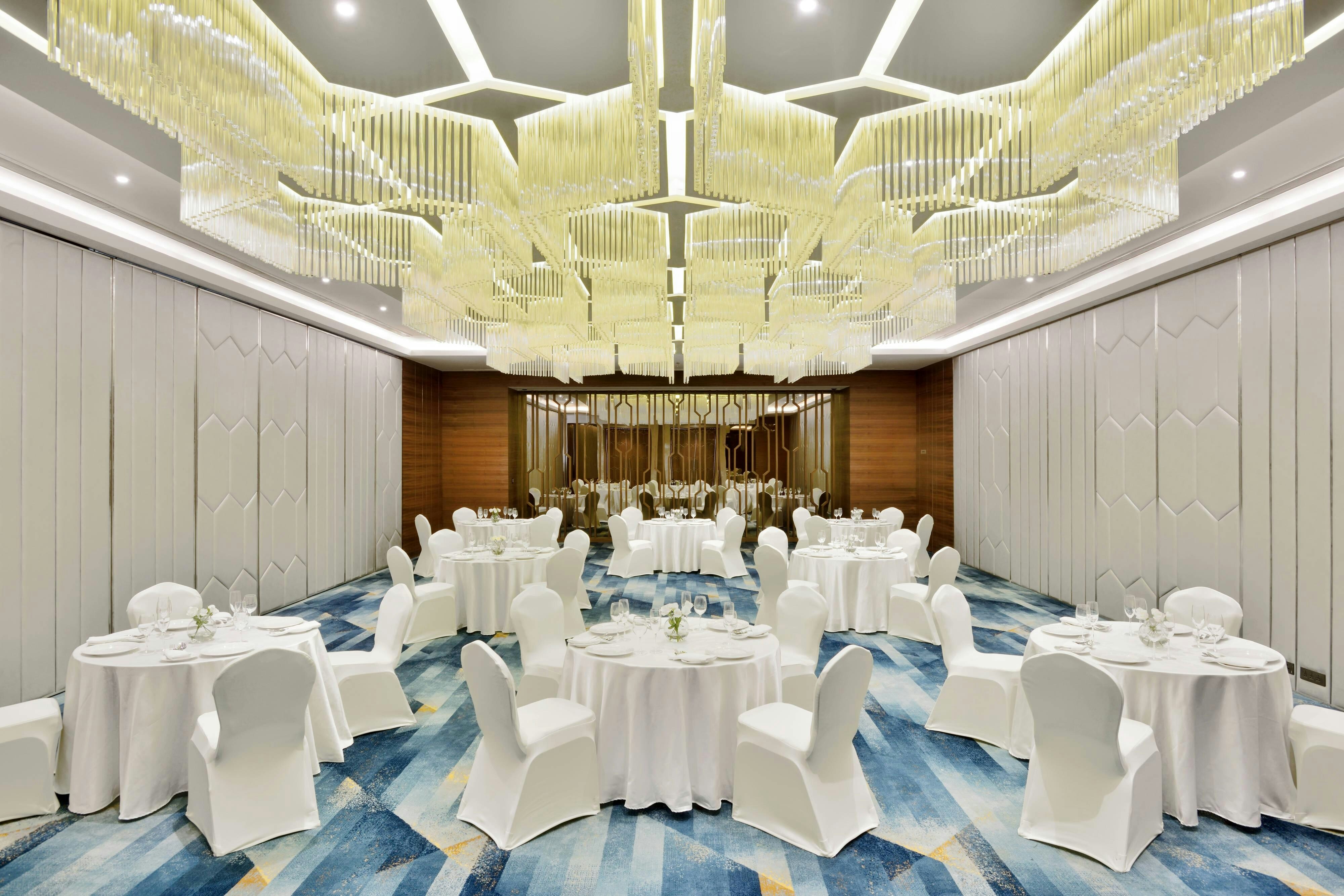 FAIRFIELD BY MARRIOTT INDORE 9/10