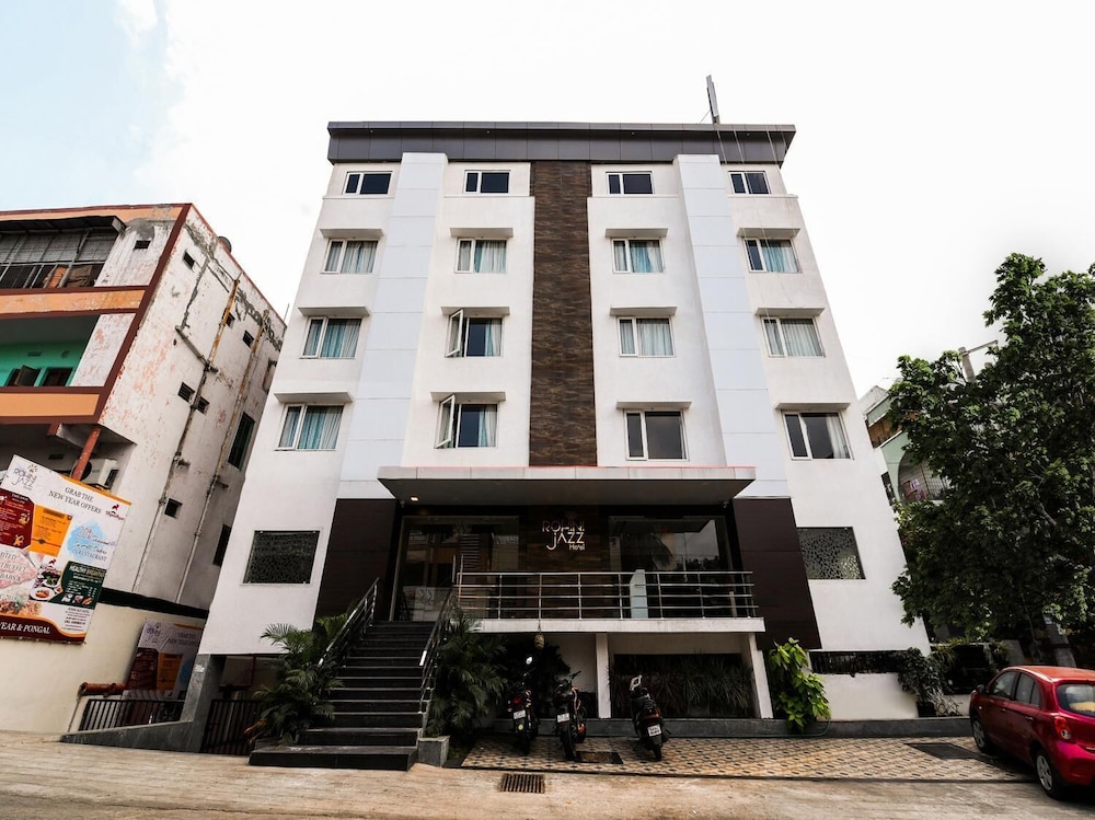 Rohini Jazz Hotel 3/29