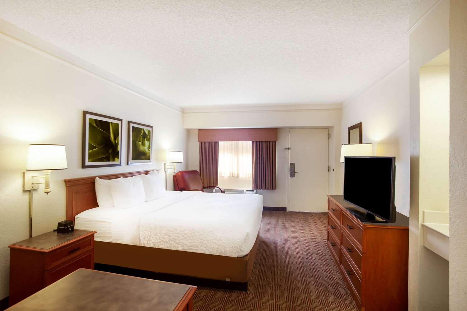 La Quinta Inn by Wyndham Austin Capitol / Downtown 13/43