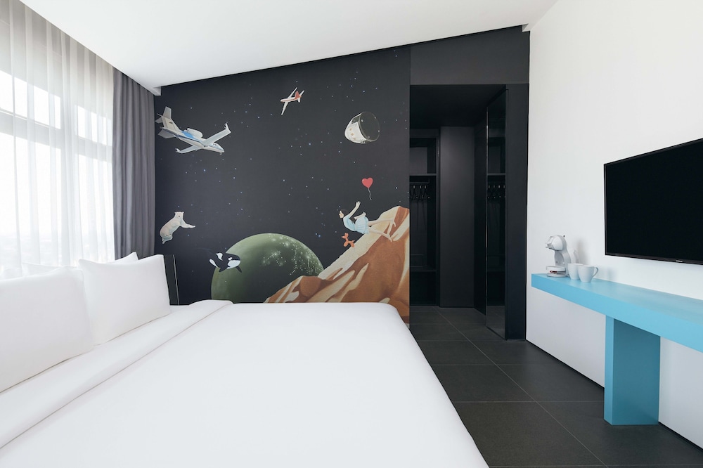 Artotel Gajahmada Semarang 9/35
