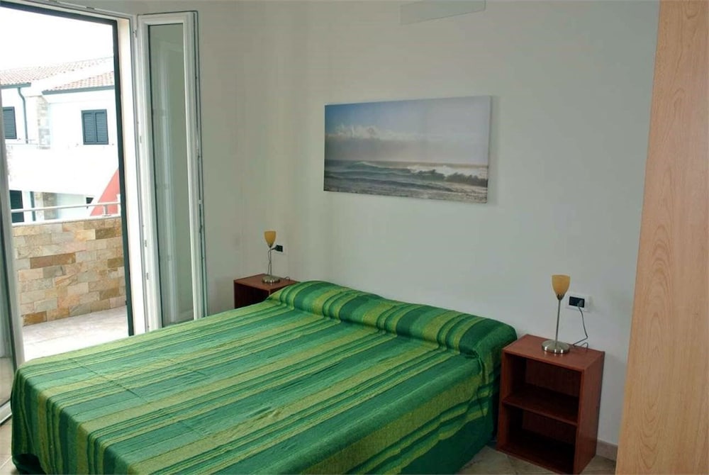 CLASSIC, APARTMENT, KITCHENETTE