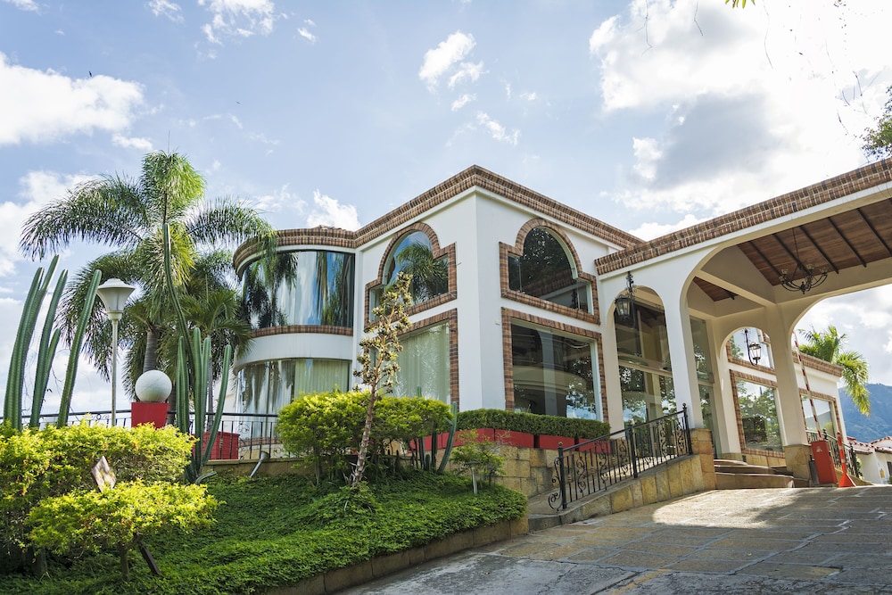 Hotel San Juan Internacional Ex Ramada Bucaramanga 4/67