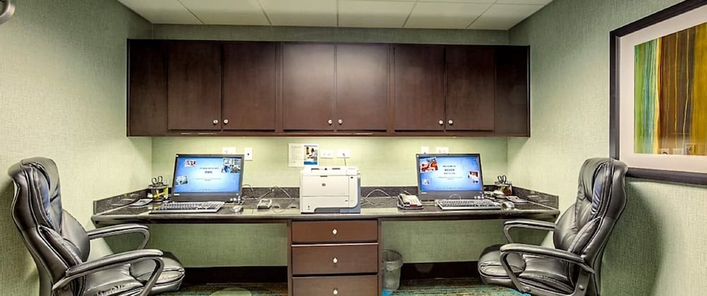Hampton Inn by Hilton Dayton South 34/35