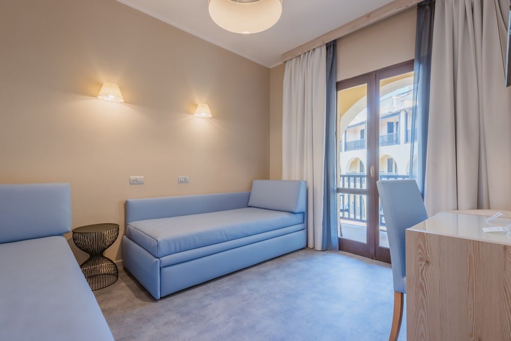 Hotel Calabona 27/39