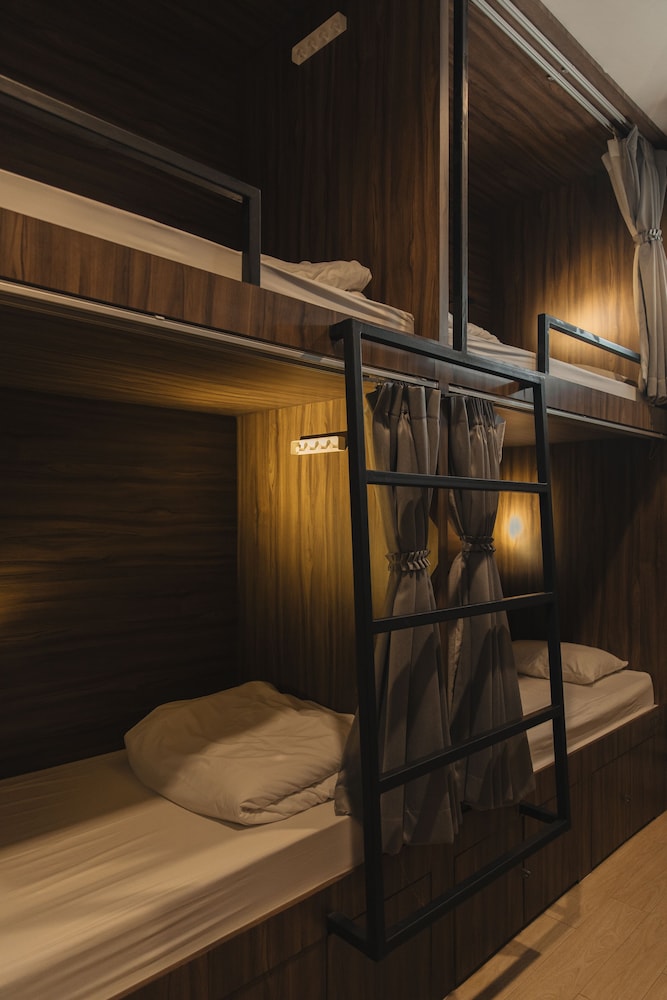 Hostel Urby 32/45