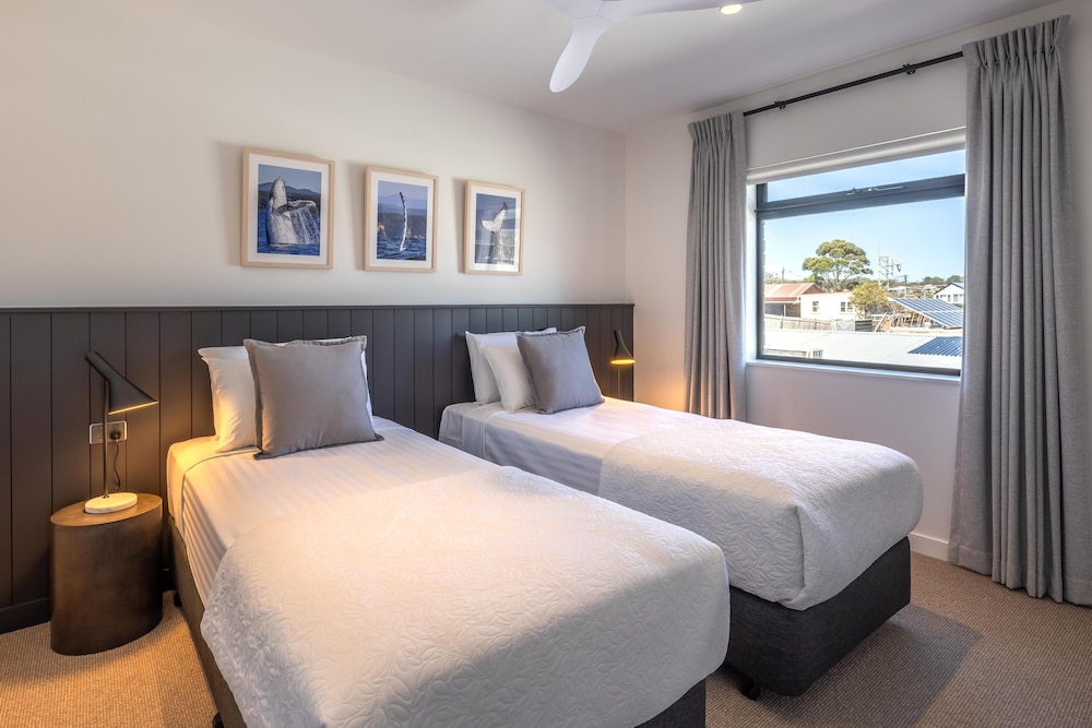 Bermagui Beach Hotel 7/50