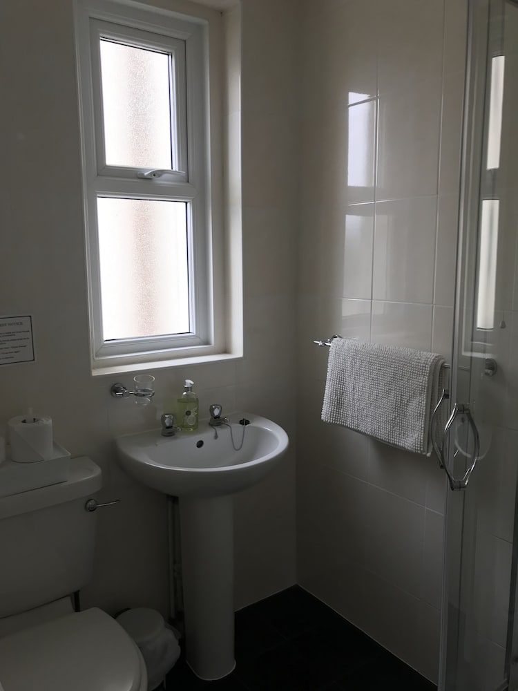 St. Johns Guest House 46/50