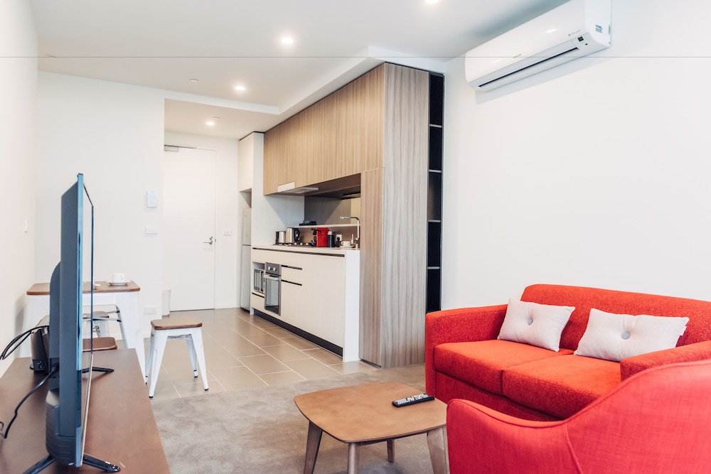 Comfort Apartments Box Hill 30/49