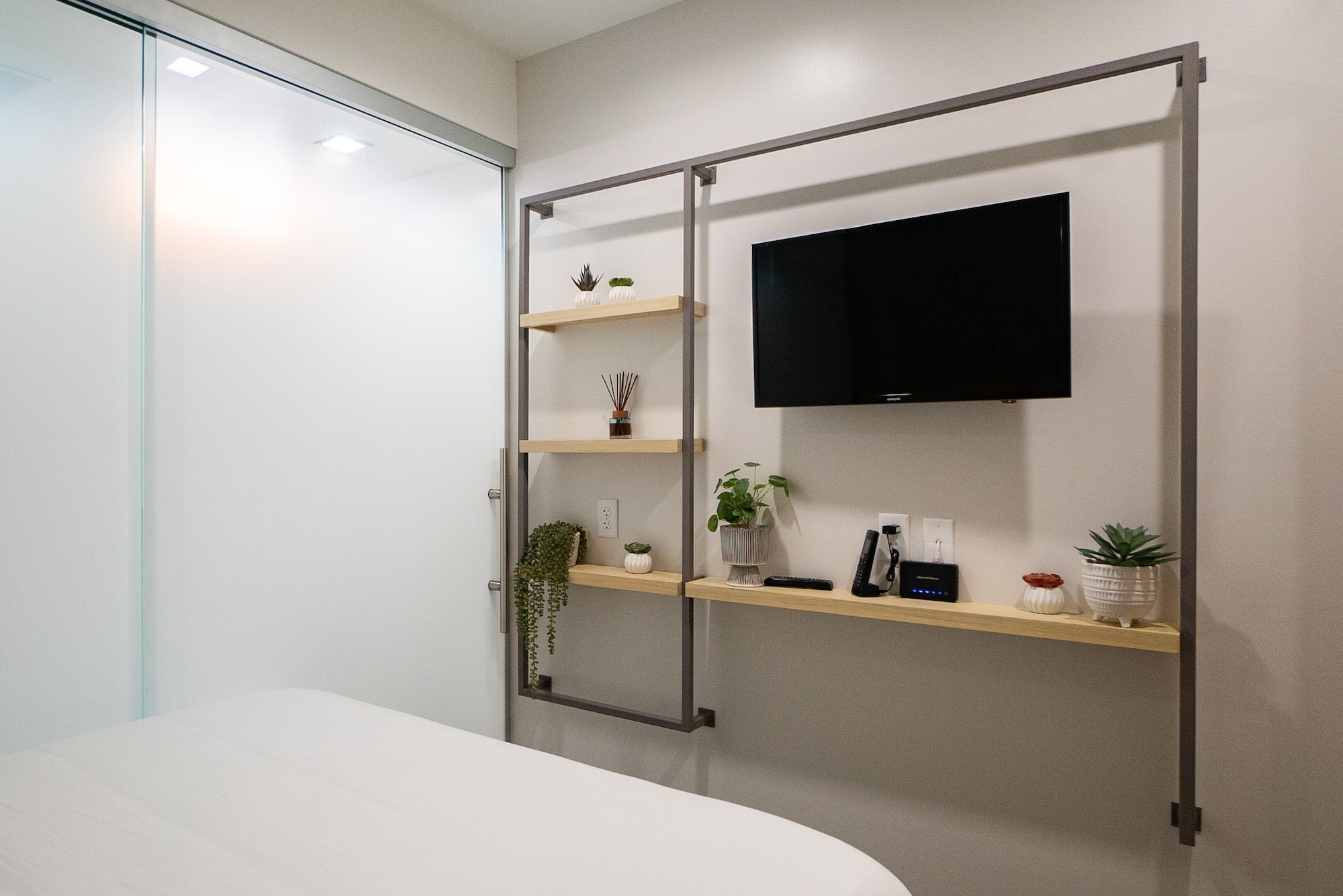 SPACE, CABIN