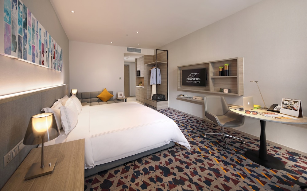 DELUXE, STUDIO, KING BED, SEA VIEW
