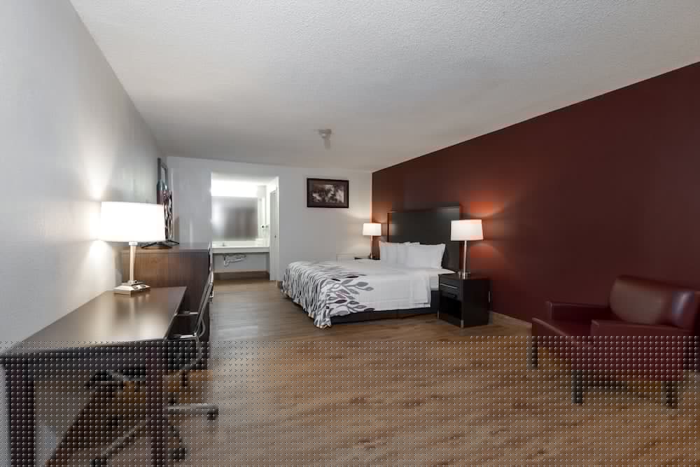 Red Roof Inn Marion, VA 13/21