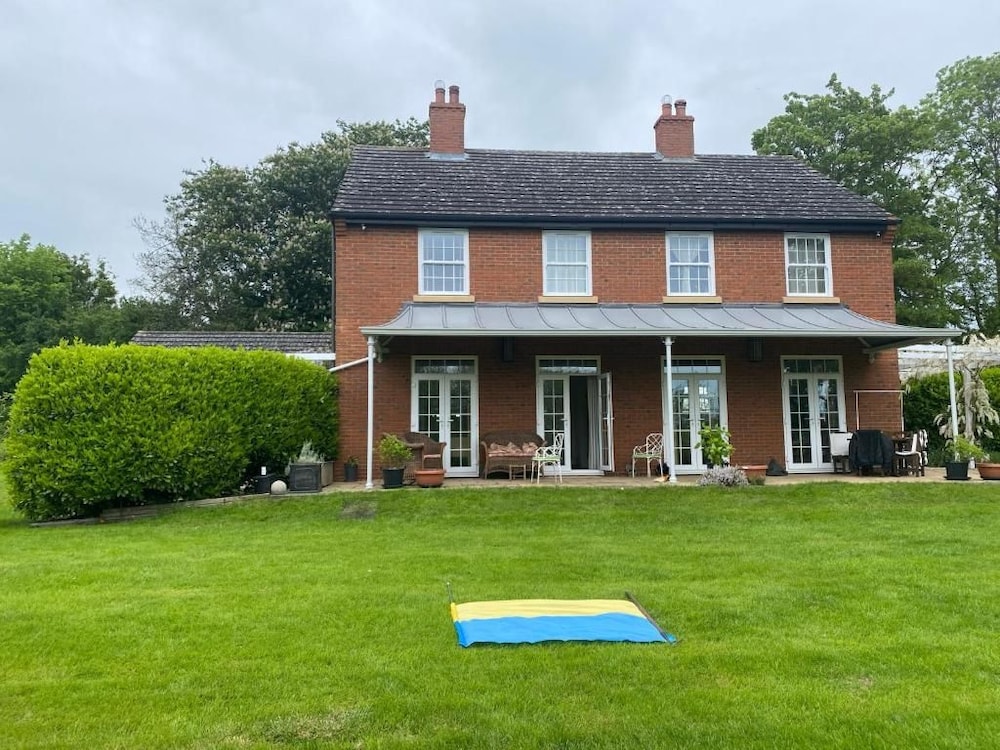 The Hall Farm B B 20/24