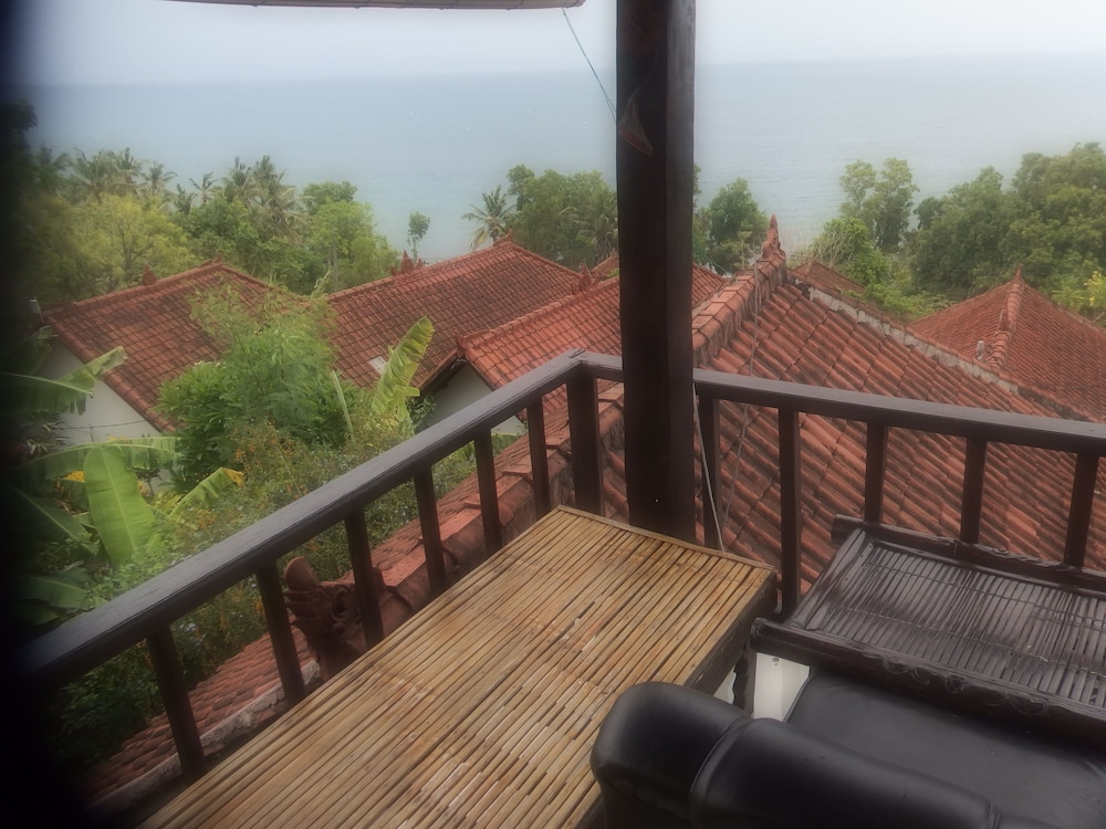 Bukit Indah Home Stay 33/50