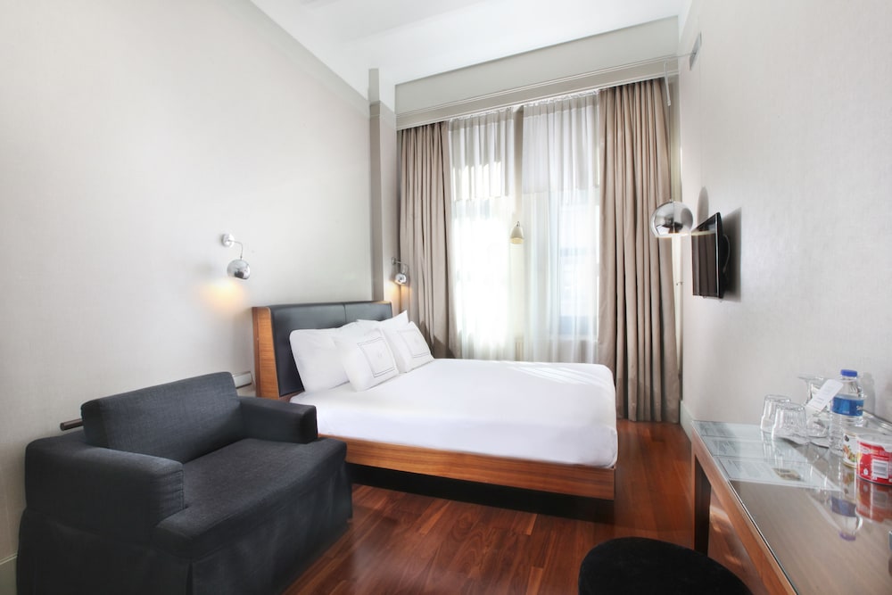 The Haze Hotel Karakoy 33/68