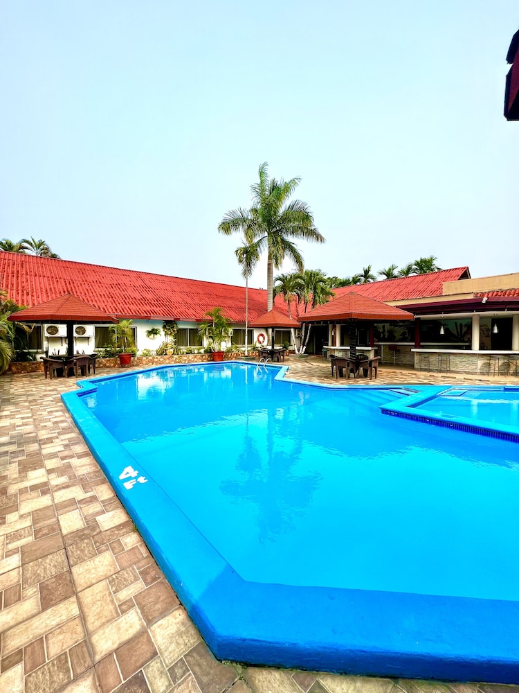 La Quinta Hotel 36/54