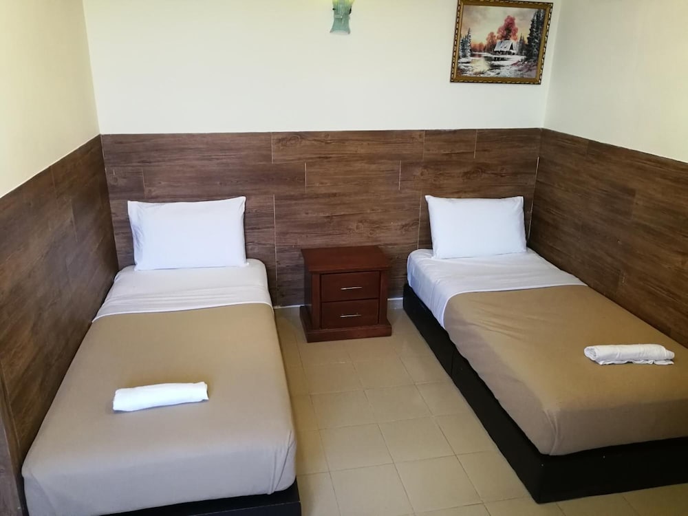 Hotel Seri Nilai 18/52