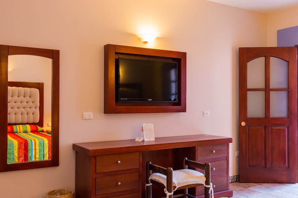 Hotel Santa Helena Plaza 40/42