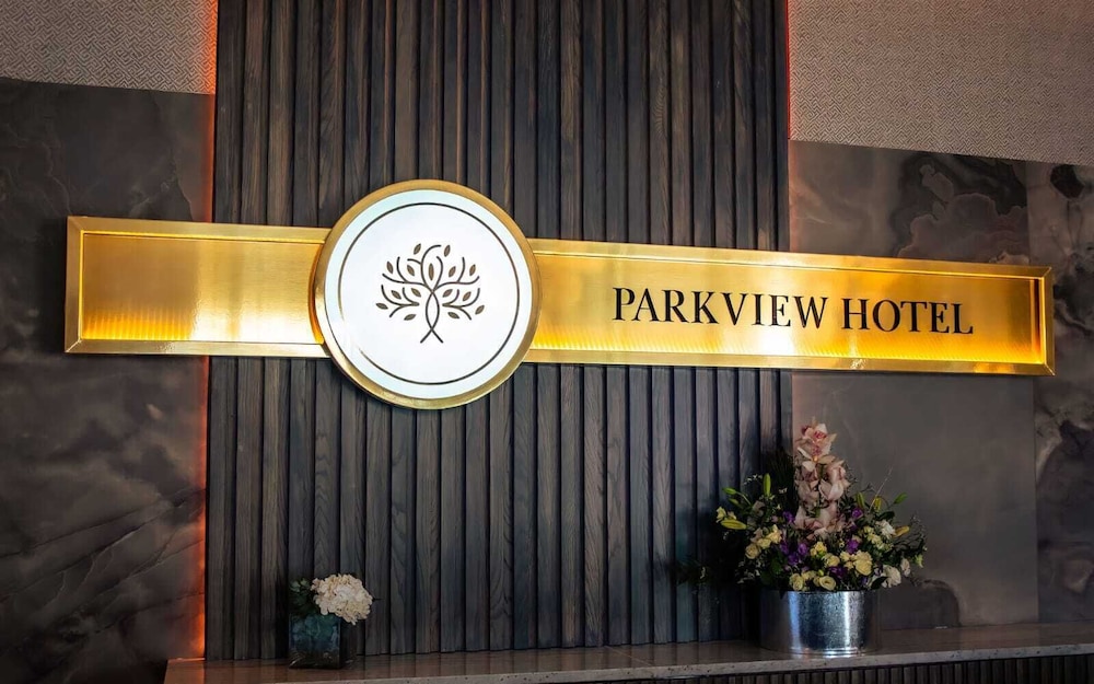 Parkview Hotel 10/62