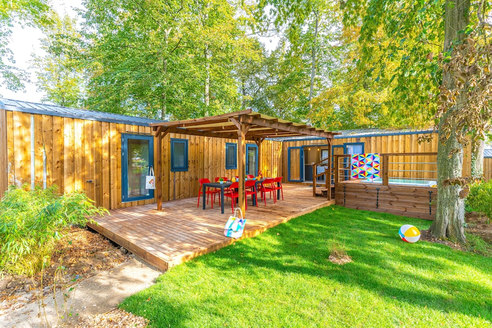 Camping Club Le Parc De Paris - Caravan Park 41/50