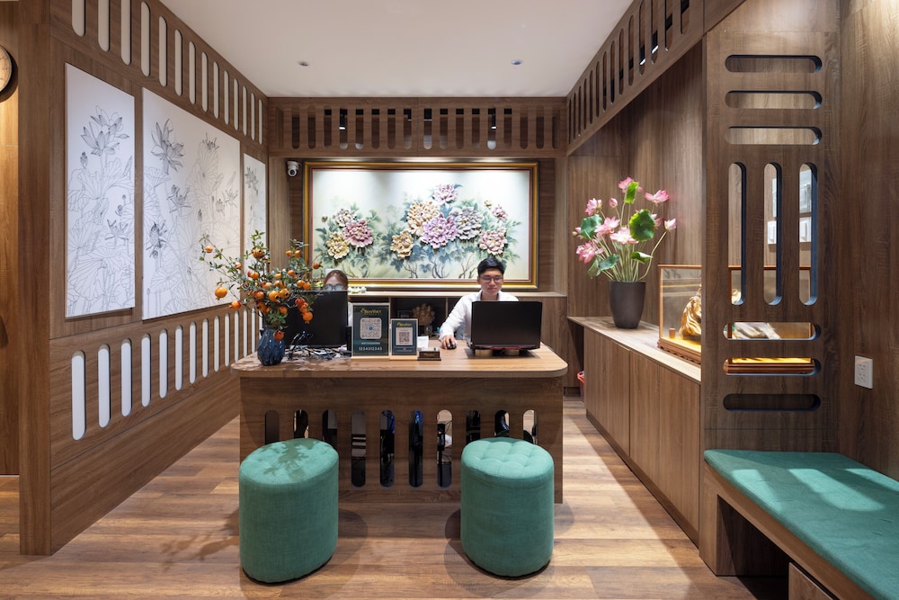 Viet Lotus Saigon Hotel 36/50