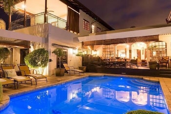 Five Burnham Guesthouse 1/21