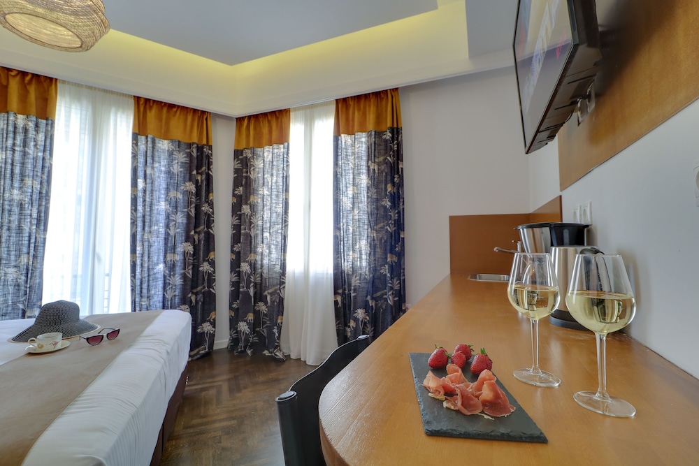 AthiNN Residence 32/50