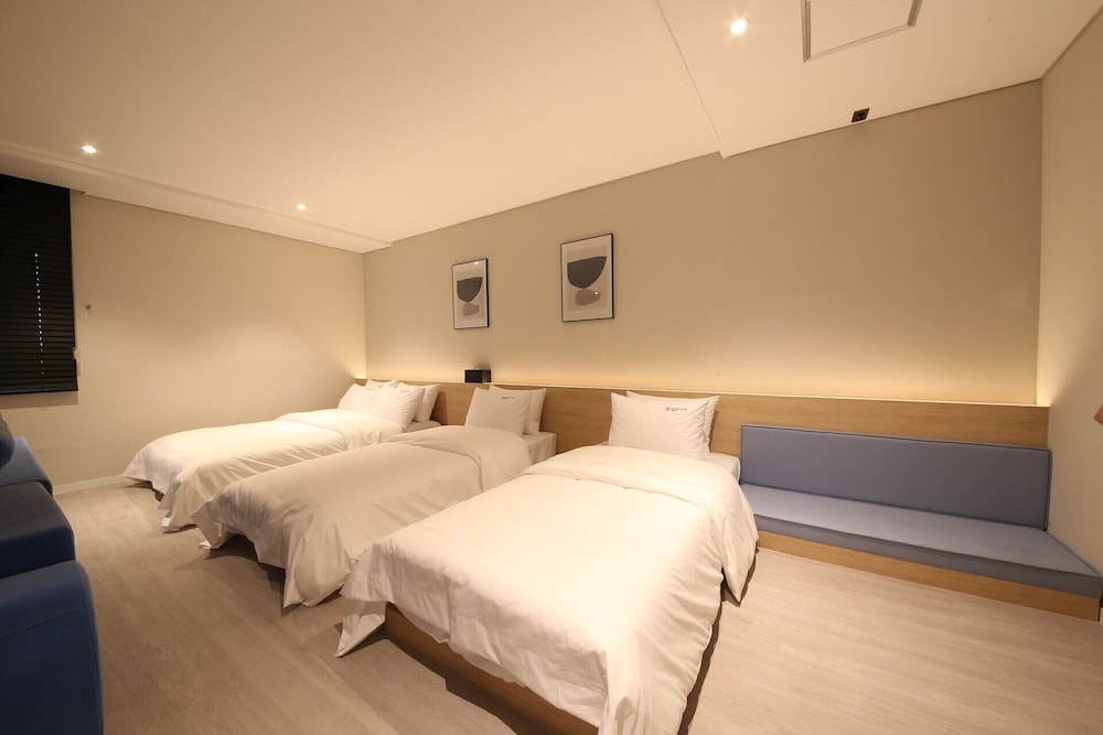 Hotel LeeSunDeok 7/30