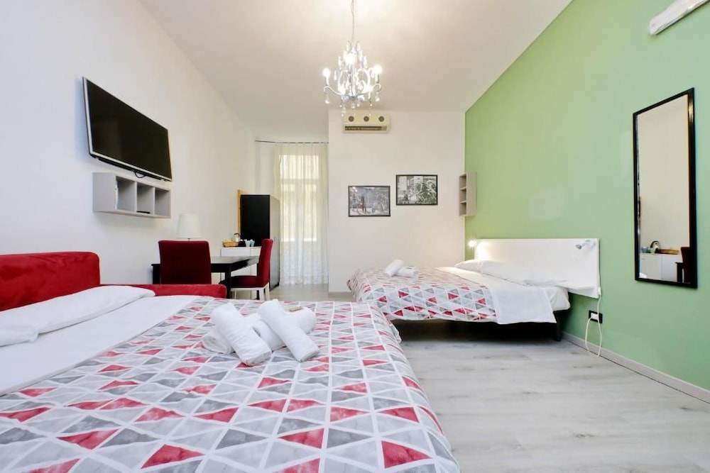Lucky Holiday Rooms 24/47