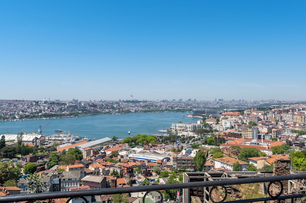 Taksim Terrace Hotel 54/60