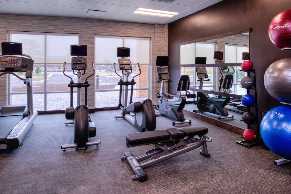 Courtyard By Marriott Detroit Farmington 22/47