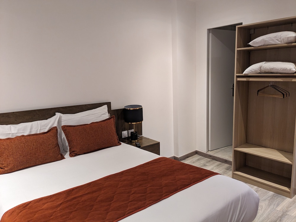 Morand Hotel 18/50