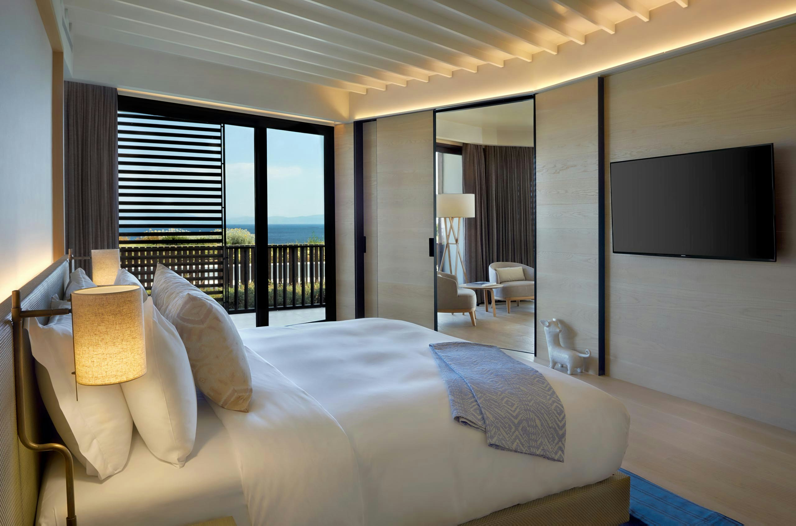 Master, Suite, with Pool