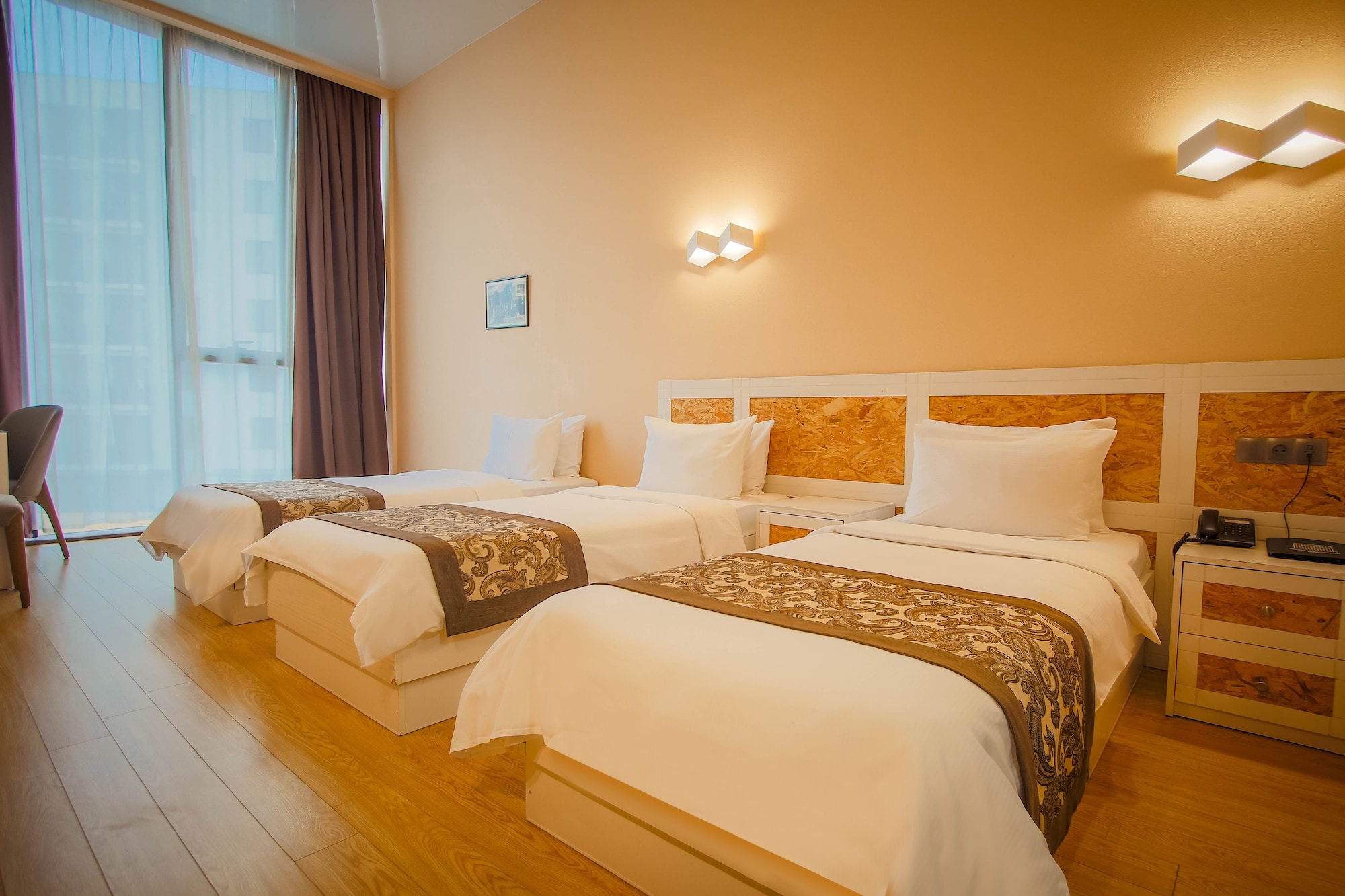 غرفة ثلاثية، Iveria Inn Tbilisi 3/10