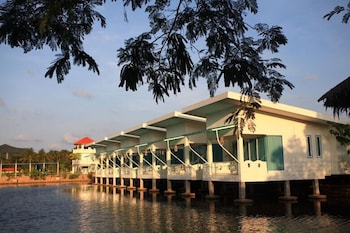 Anavilla Tangke Resort 32/40