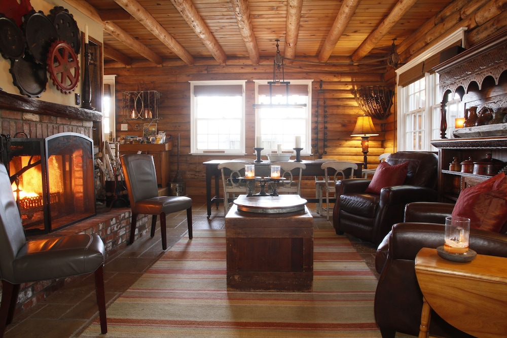 J Patrick House Bed And Breakfast Inn 48/65