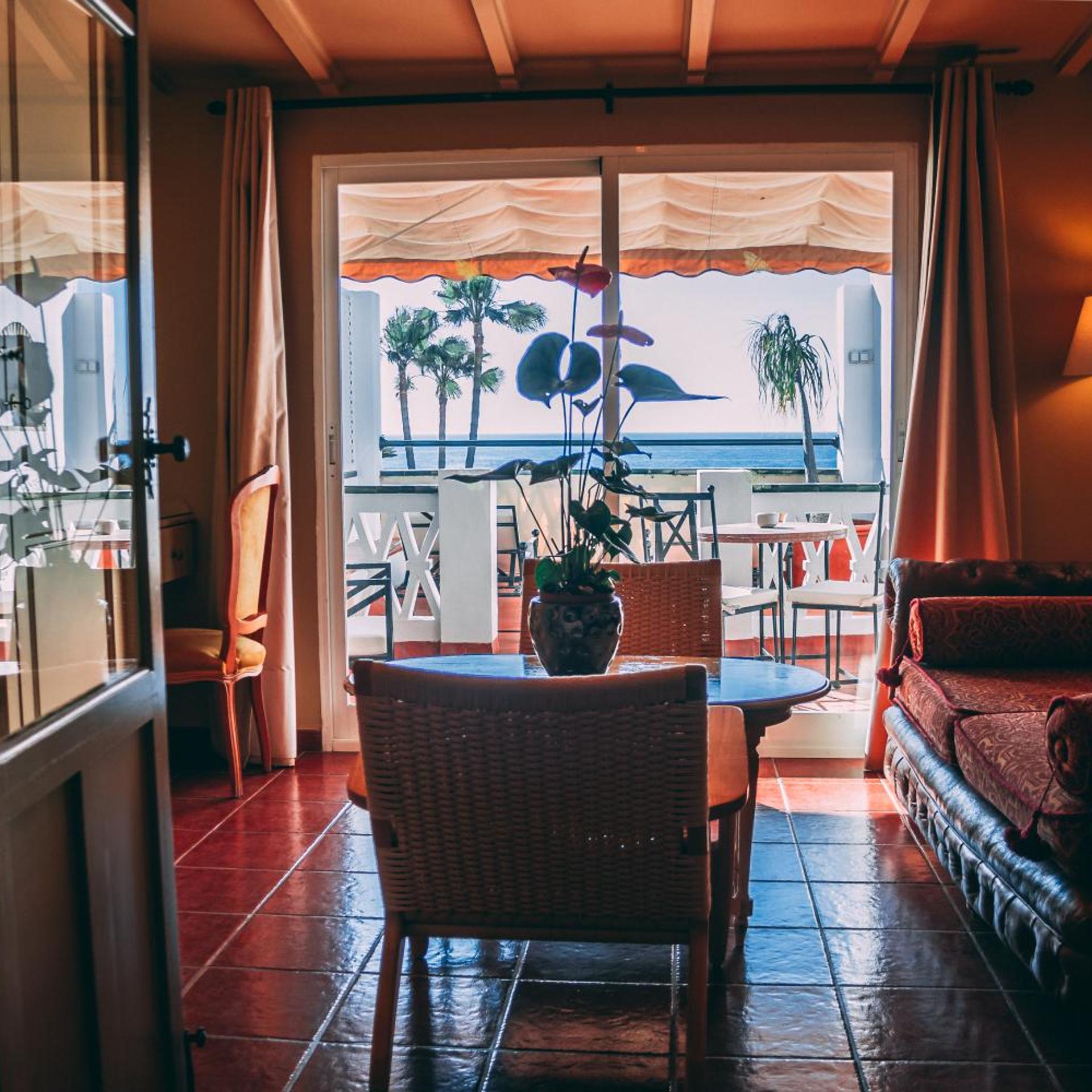 Hotel Carabeo 40/57