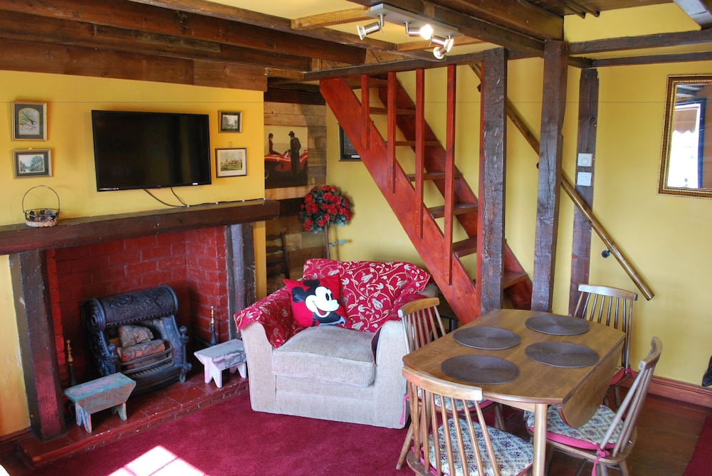 OYO Yarm Cottages 44/64