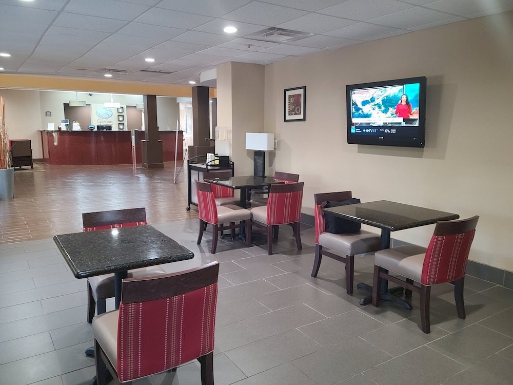 Comfort Suites Forsyth Near I-75 38/49