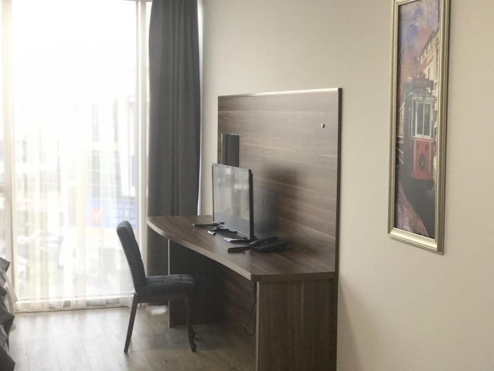 SKYPORT ISTANBUL HOTEL 51/52