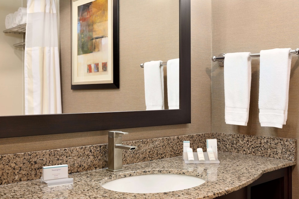 Hilton Garden Inn Houston Nw America Plaza 28/75