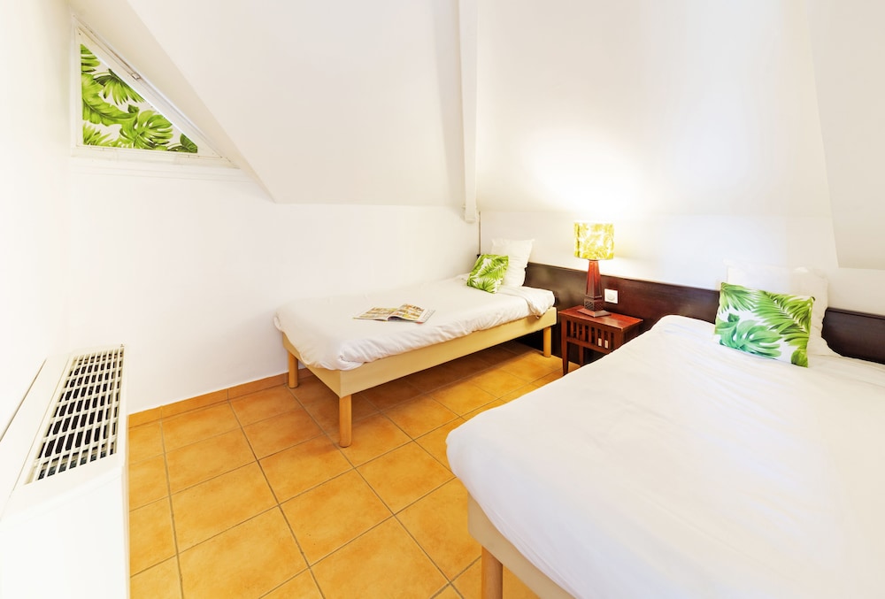 Pierre Vacances Sainte Anne Holiday Village 15/50