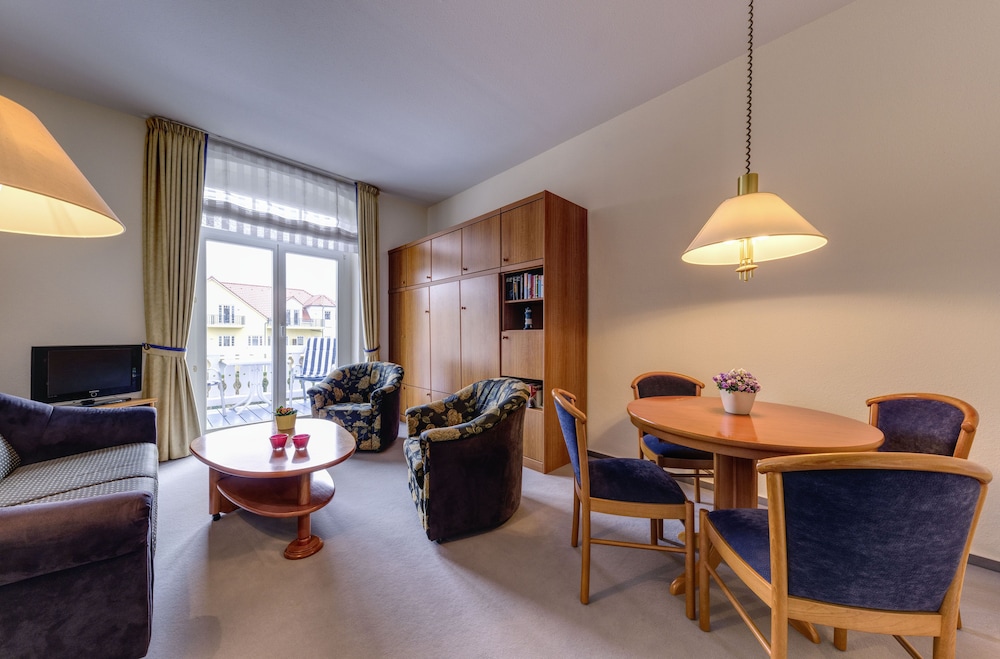 Aquamarin Hotel and Spa 30/50