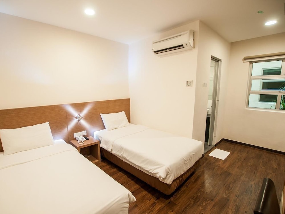 Nagoya Inn Hotel 7/38