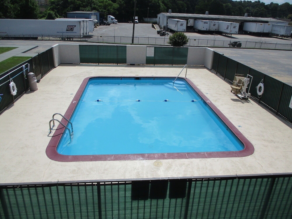 Motel6 Meridian, MS 49/60